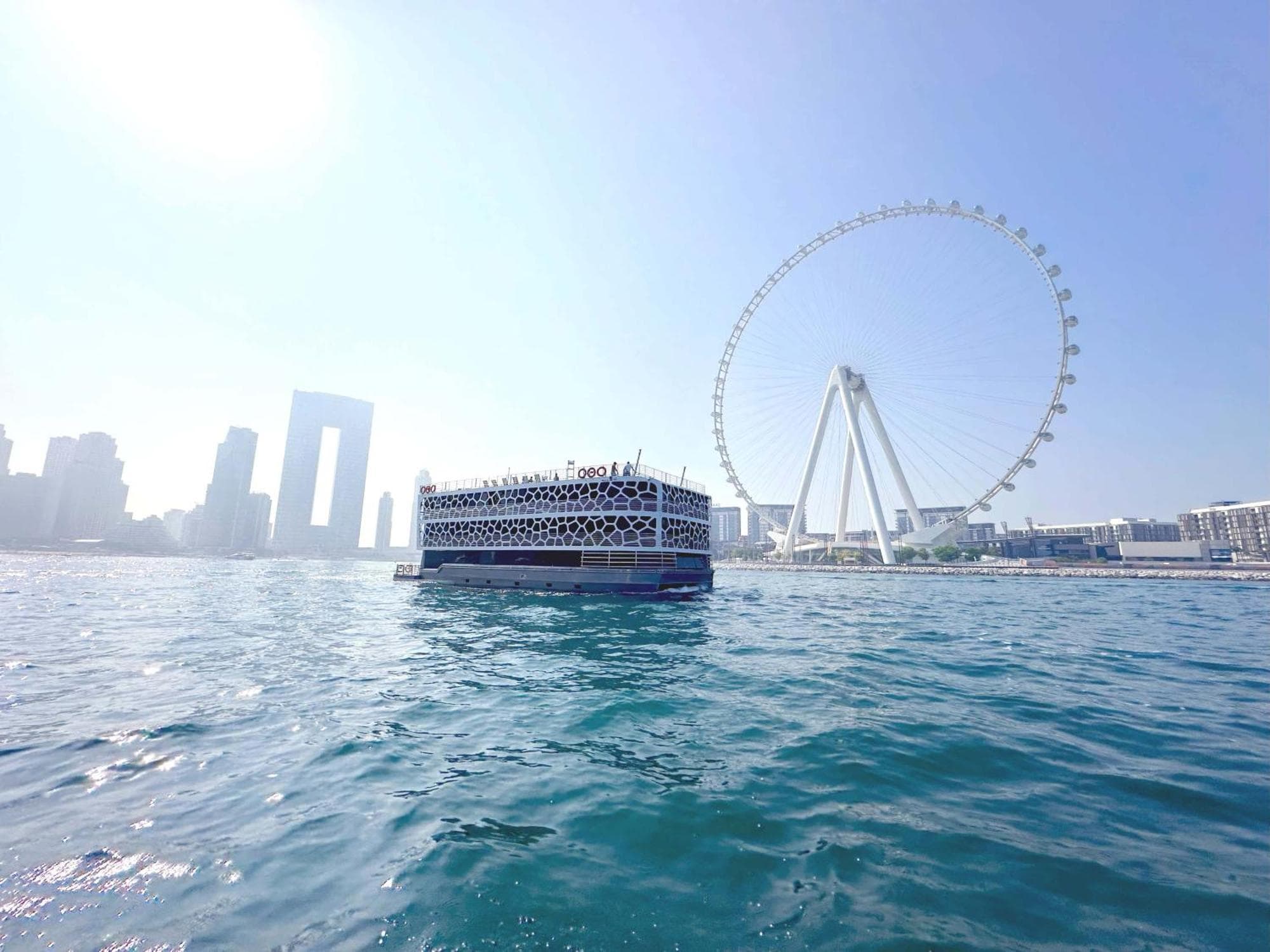 Orchid Cruise With Dinner & Unlimited Soft Drinks experience in Dubai - Image 8