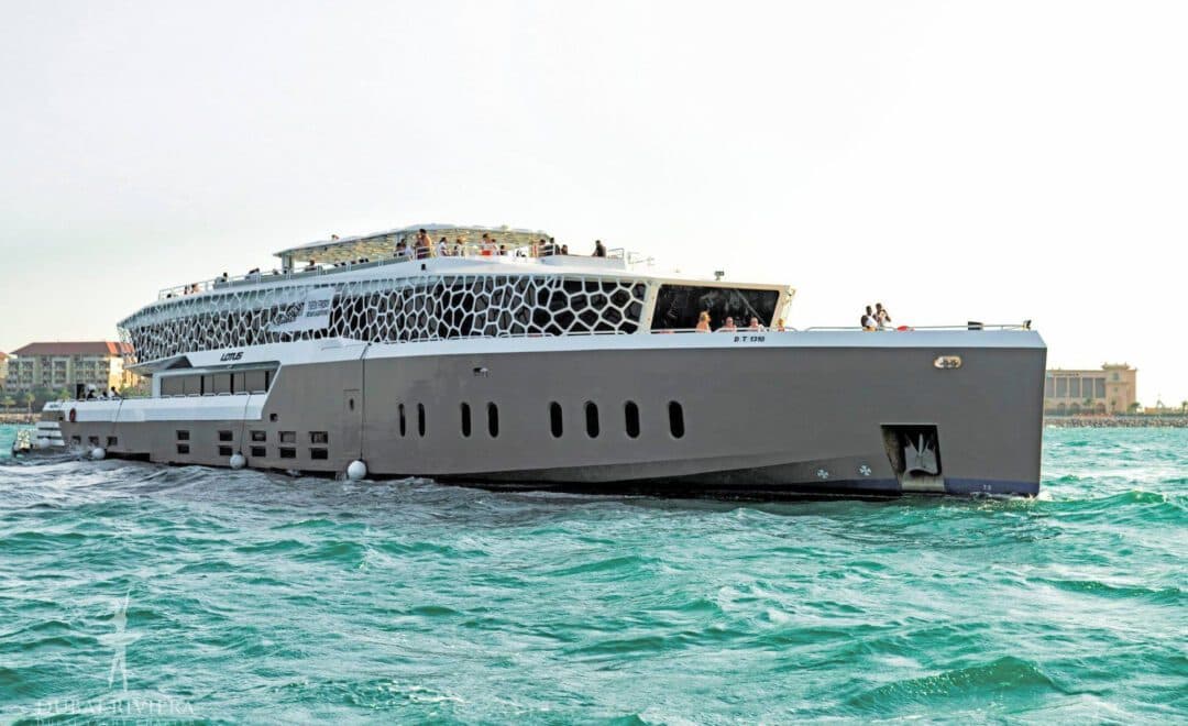 Lotus Royale Cruise with Dinner & Soft Drinks experience in Dubai - Image 2