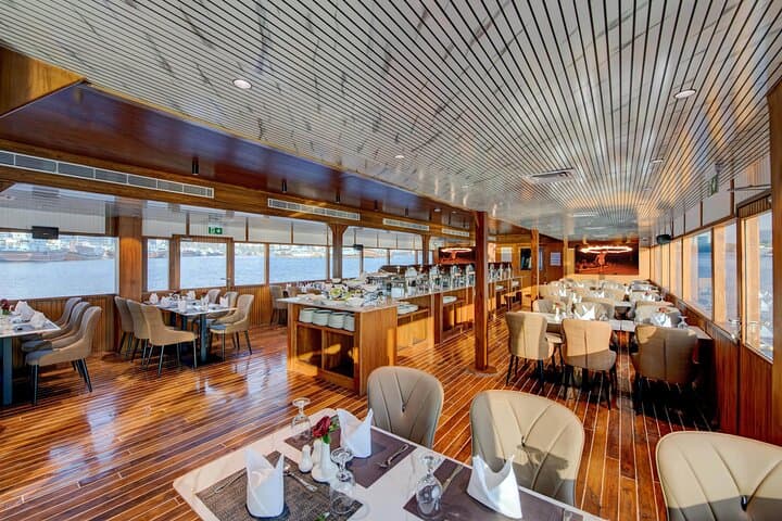 Celeste Sunset Cruise With Dinner & Views in Al Seef experience in Dubai - Image 7